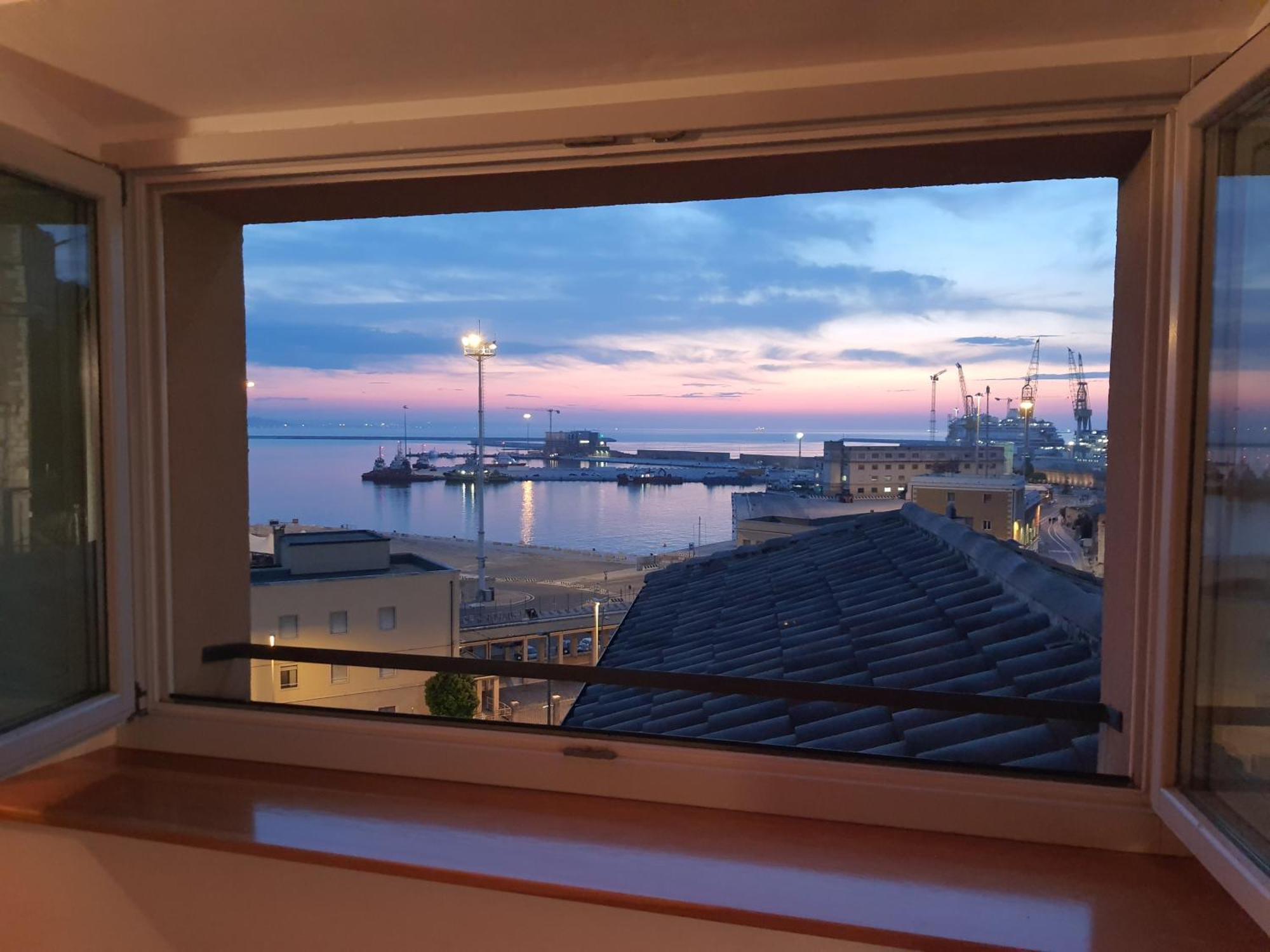 La Finestra Sul Porto Apartment Анкона Экстерьер фото